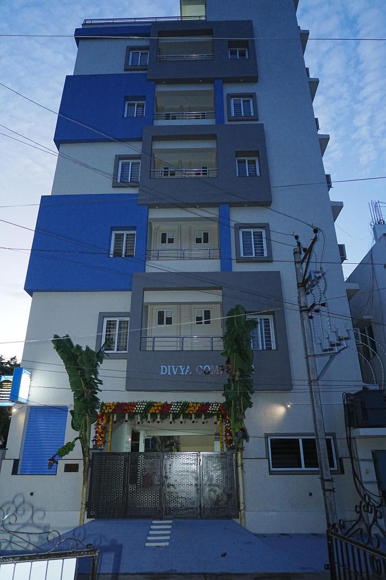 Apartamento Divya Comforts - 1Bhk Tirupati Exterior foto